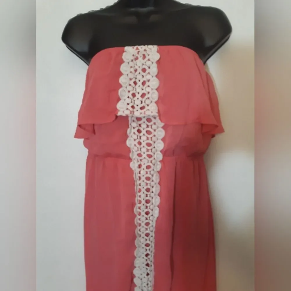 No Boundaries sleeveless maxi dress - Picture 2 of 5